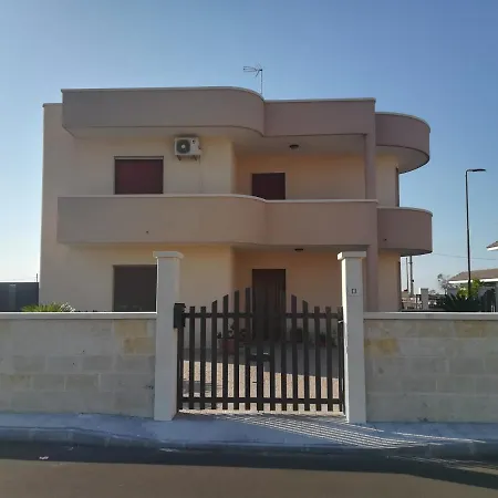 Frate E Soru Apartment Cannole